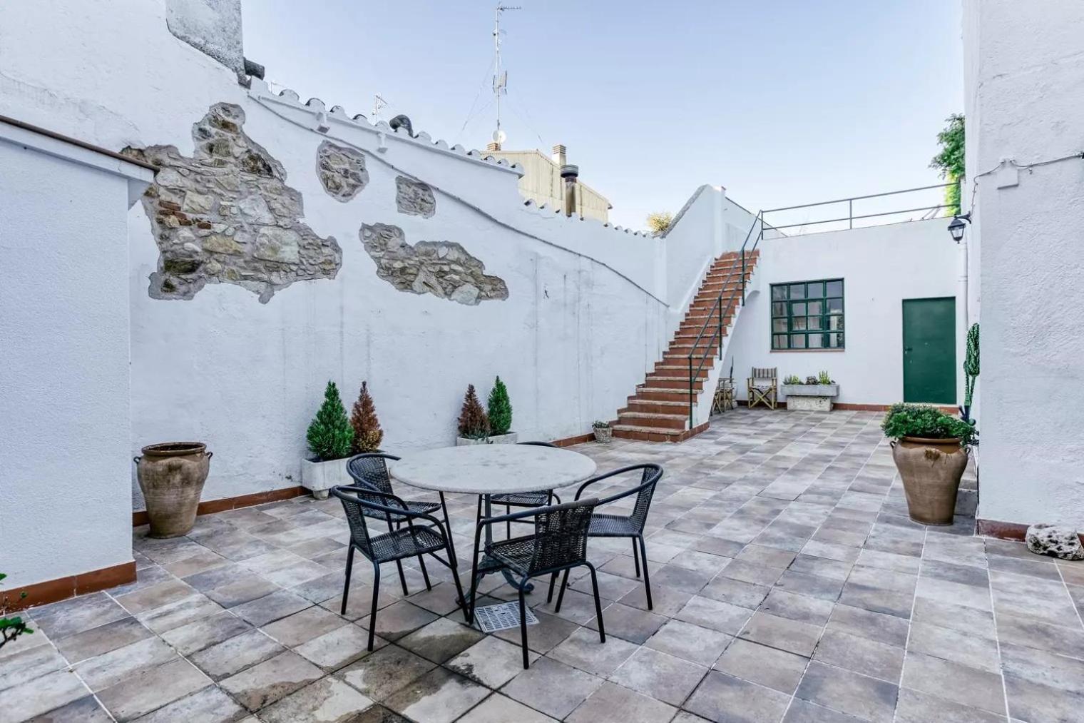 Can Mateuet - House Rental By Season Льягостера Экстерьер фото